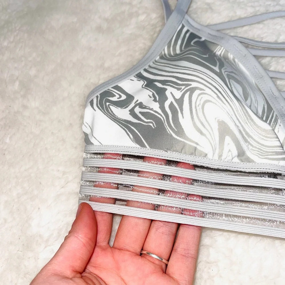 PINK Victoria’s Secret Ultimate Gray White Marble Strappy Bralette Xsmall Women - Picture 3 of 10